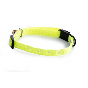 yellow nylon cat collar grounds silver legs 