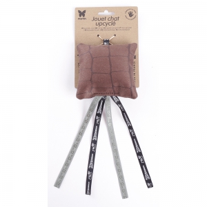 Upcycled cat toy - Angeline